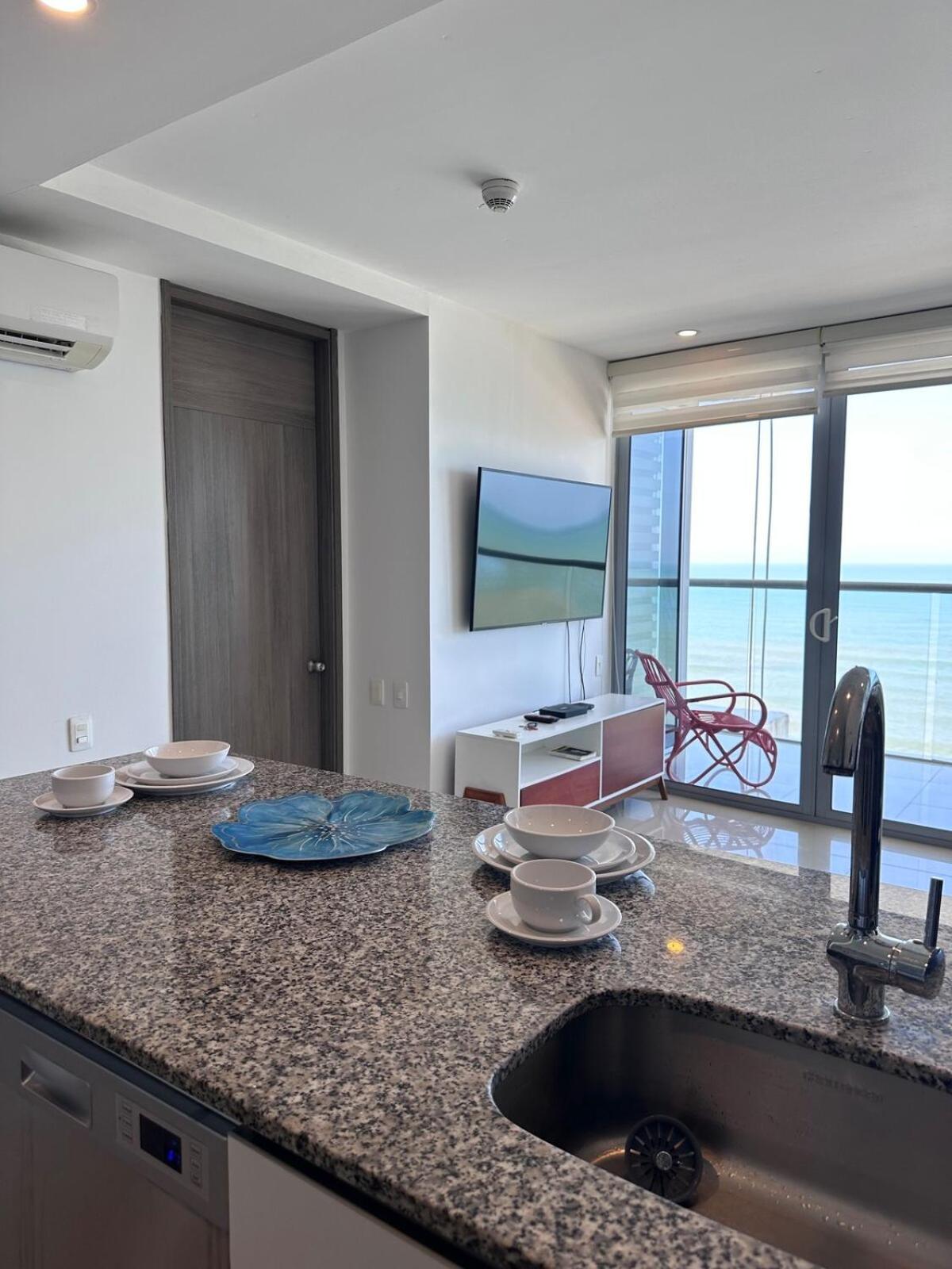 Apartamento Mc 1303- Front Apt- Morros Location *