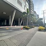 Mc 1303- Beach Front Apt- Morros City Top Location