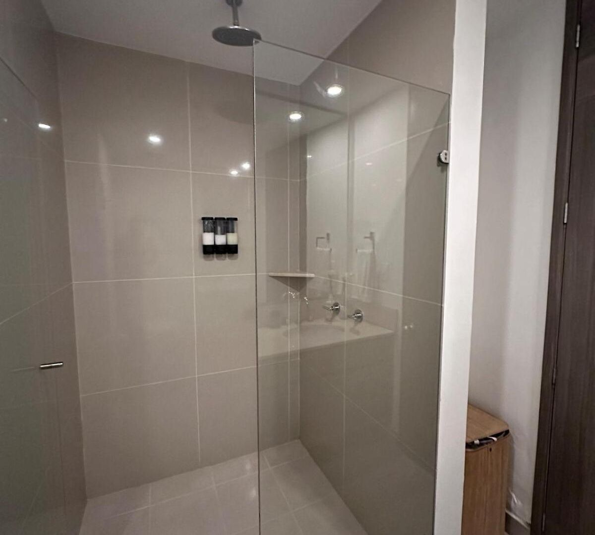 Mc 1303- Front Apt- Morros Location Apartamento *