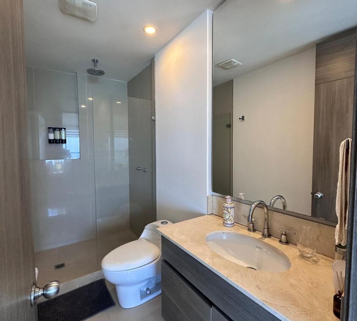 Apartamento Mc 1303- Front Apt- Morros Location