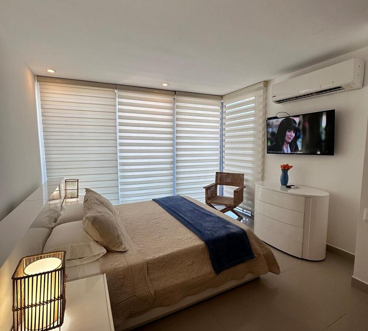 Mc 1303- Front Apt- Morros Location Apartamento
