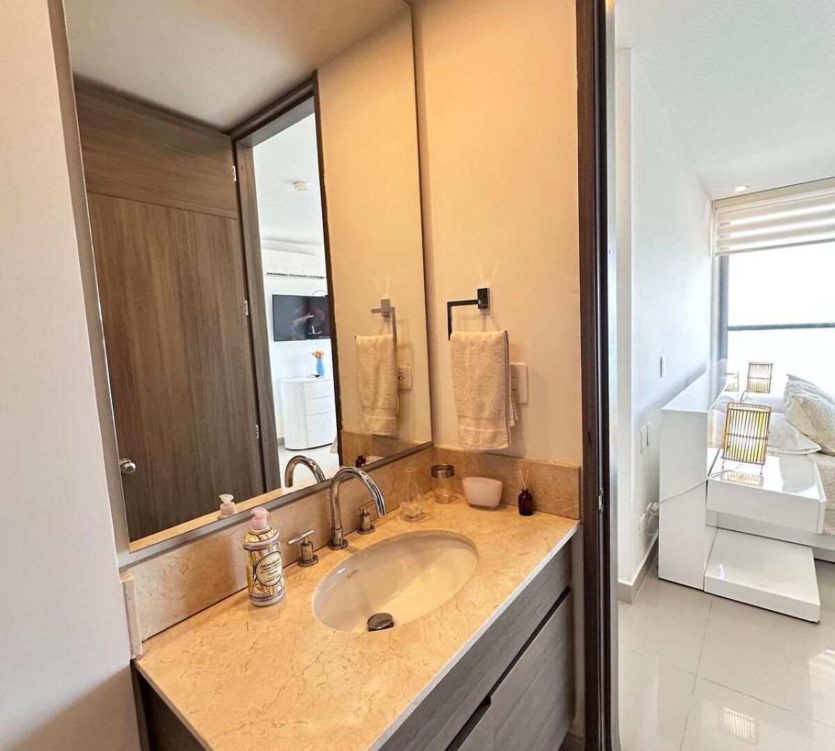 Mc 1303- Front Apt- Morros Location Apartamento *