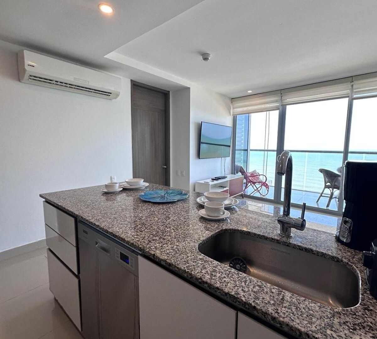 Mc 1303- Front Apt- Morros Location Apartamento