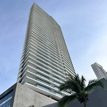 Mc 1303- Front Apt- Morros Location Cartagena