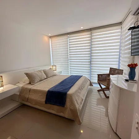 Mc 1303- Front Apt- Morros Location Cartagena