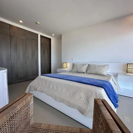 Mc 1303- Front Apt- Morros Location * Cartagena