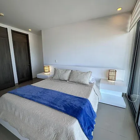 Mc 1303- Front Apt- Morros Location *